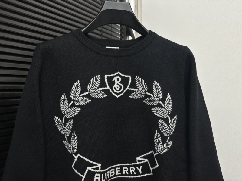 Burberry Sweaters